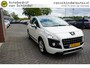 Peugeot 3008 1.6 TURBO 157PK AUTOMAAT ONLINE LUXE ORIGINEEL NEDERLANDS PANORAMADAK LEDER STOELVERWARMING NAVIGATIE TREKHAAK ECC AIRCO CRUISECONTROL 17INCH BLUETOOTH ENZ...