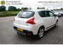 Peugeot 3008 1.6 TURBO 157PK AUTOMAAT ONLINE LUXE ORIGINEEL NEDERLANDS PANORAMADAK LEDER STOELVERWARMING NAVIGATIE TREKHAAK ECC AIRCO CRUISECONTROL 17INCH BLUETOOTH ENZ...