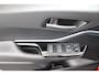Toyota C-HR / C-HR+ 2.0 Hybrid Style Bi-tone // JBL Audio // Stoelverwarming