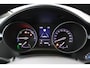 Toyota C-HR / C-HR+ 2.0 Hybrid Style Bi-tone // JBL Audio // Stoelverwarming