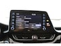 Toyota C-HR / C-HR+ 2.0 Hybrid Style Bi-tone // JBL Audio // Stoelverwarming