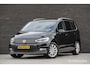 Volkswagen Touran 2.0Tdi 150Pk DSG6 | 7-Persoons | Highline | Achteruitrijcamera | Trekhaak | 17''