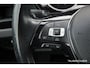 Volkswagen Touran 2.0Tdi 150Pk DSG6 | 7-Persoons | Highline | Achteruitrijcamera | Trekhaak | 17''