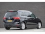 Volkswagen Touran 2.0Tdi 150Pk DSG6 | 7-Persoons | Highline | Achteruitrijcamera | Trekhaak | 17''