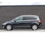 Volkswagen Touran 2.0Tdi 150Pk DSG6 | 7-Persoons | Highline | Achteruitrijcamera | Trekhaak | 17''
