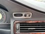 Volvo V70 2.5T Momentum AUT /Airco/Cruise/LMV/Elek. Pakket