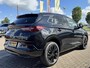 Opel Grandland 1.2 Turbo GS Line Rijklaar incl. beurt en 12 M garantie | Super km stand ! | Alcantara sportstoelen met leer | Stoel en stuurverwarming | Voorruit verwarming | Camera | Full LED | Virtual cockpit large | compleet zwart op zwart