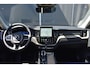 Volvo XC60 T6 Plug-in hybrid AWD Ultra Dark | Luchtvering | Trekhaak | Panoramadak | Verwarmbare voorstoelen, achterbank & stuurwiel | Head-up display | Premium audio by Harman Kardon | Apple carplay/Android auto |