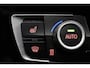 BMW 3-Serie 318i Touring Sportline Pano | Trekhaak | Sportstoelen | Stoelverwarming | Camera