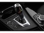 BMW 3-Serie 318i Touring Sportline Pano | Trekhaak | Sportstoelen | Stoelverwarming | Camera