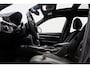 BMW 3-Serie 318i Touring Sportline Pano | Trekhaak | Sportstoelen | Stoelverwarming | Camera