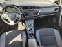 Toyota Auris 1.8 Hybrid Lease Pro PANO CRUISE CONTROL NAVIGATIE STOELVERWARMING DEALER OND.
