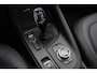 BMW X1 sDrive18i / Panoramadak / Leder / Parkeerhulp V+A / Navigatie / 17'' / Stoelverwarming / Cruise Control