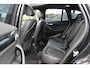 BMW X1 sDrive18i / Panoramadak / Leder / Parkeerhulp V+A / Navigatie / 17'' / Stoelverwarming / Cruise Control