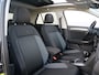 Volkswagen T-Roc 1.5 TSI Active 150 Pk Automaat Navi / Schuifdak / Trekhaak / Camera / Apple Carplay