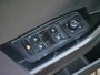 Volkswagen T-Roc 1.5 TSI Active 150 Pk Automaat Navi / Schuifdak / Trekhaak / Camera / Apple Carplay