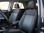 Volkswagen T-Roc 1.5 TSI Active 150 Pk Automaat Navi / Schuifdak / Trekhaak / Camera / Apple Carplay