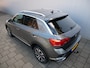 Volkswagen T-Roc 1.5 TSI Active 150 Pk Automaat Navi / Schuifdak / Trekhaak / Camera / Apple Carplay