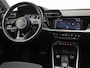 Audi A3 Sportback 30 TFSI Sport Automaat (APPLE CARPLAY, GROOT NAVI, ADAPTIVE CRUISE, SPORTSTOELEN, PARKEERSENSOREN, GETINT GLAS, LANE ASSIST, NIEUWSTAAT)