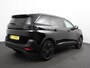 Peugeot 5008 1.2 PureTech GT Black Pack 7persoons Climate control Adaptive cruise control Achteruitrij camera Verwarmde voorstoelen Keyless Navigatie LED Apple Carplay/ Android Auto