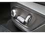 Lynk & Co 01 1.5 | Zwart optiek | 360 camera | Panoramadak | Navigatie | Memory | Apple CarPlay