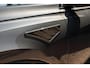 Audi Q8 60 TFSI e quattro ABT Aero Competition | Audi Exclusive Aqaatgrijs (Porsche) | Exclusive interieur Alabast wit | B&O Advanced | Advanced onderstel | Stoelventilatie + massagefunctie | Uitgebreid lederpakket | Carbon