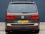 Volkswagen Touran 1.4 TSI Highline AUTOMAAT - SCOOTMOBIEL LIFT - ERGONOMISCHE BESTUURDERSSTOEL - TREKHAAK - CAMERA - NAVI - ECC - STOELVERWARMING - PDC - CRUISE CONTROLE - APK T/M 02-07-2027 -