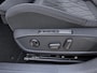 Volkswagen Golf 1.5 eTSI Style DSG Automaat / Stoel verwarming / achteruitrij camera / Velours bekleding / 17'' LMV HAL