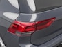 Volkswagen Golf 1.5 eTSI Style DSG Automaat / Stoel verwarming / achteruitrij camera / Velours bekleding / 17'' LMV HAL