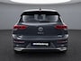 Volkswagen Golf 1.5 eTSI Style DSG Automaat / Stoel verwarming / achteruitrij camera / Velours bekleding / 17'' LMV HAL