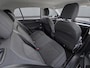 Volkswagen Golf 1.5 eTSI Style DSG Automaat / Stoel verwarming / achteruitrij camera / Velours bekleding / 17'' LMV HAL