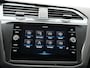 Volkswagen Tiguan 1.4 TSI eHybrid Life DSG / App-Connect / Parkeersensoren / Side assist