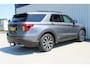 Ford Explorer 3.0 V6 EcoBoost PHEV ST-Line | Incl. 12 maanden garantie | 7-persoons | Trekhaak | Stoel/stuur verwarming | Stoelventilatie | Adaptieve cruise control | Climate control | Apple carplay/Android auto | Memory seat | Schuif/kantel dak |
