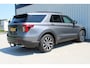 Ford Explorer 3.0 V6 EcoBoost PHEV ST-Line | Incl. 12 maanden garantie | 7-persoons | Trekhaak | Stoel/stuur verwarming | Stoelventilatie | Adaptieve cruise control | Climate control | Apple carplay/Android auto | Memory seat | Schuif/kantel dak |