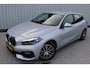 BMW 1-Serie 116i High Executive | Incl. 12 maanden garantie | Stoelverwarming | Apple Carplay & Android Auto | WIFI | Climate Control | Hill Hold | Elektrisch verstelbare stoelen |