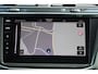 Volkswagen Tiguan 1.4 TSI eHybrid R-Line Business+ | Incl. 12 maanden garantie | SOH 92% | Stoel/stuurverwarming | Parkeercamera | Wegklapbare trekhaak | DAB radio | Apple carplay/Android auto | 100% dealer onderhouden |
