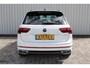 Volkswagen Tiguan 1.4 TSI eHybrid R-Line Business+ | Incl. 12 maanden garantie | SOH 92% | Stoel/stuurverwarming | Parkeercamera | Wegklapbare trekhaak | DAB radio | Apple carplay/Android auto | 100% dealer onderhouden |