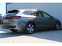 Volkswagen Passat Variant 1.5 eTSI 150 pk | Incl. 12 maanden garantie | Stoel/stuur verwarming | Achteruitrijcamera | Adaptive cruise controle | Dodehoekdetectie | Navigatie | Apple carplay/Android Auto | Climate controle | Lane assist | Keyless start |