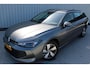 Volkswagen Passat Variant 1.5 eTSI 150 pk | Incl. 12 maanden garantie | Stoel/stuur verwarming | Achteruitrijcamera | Adaptive cruise controle | Dodehoekdetectie | Navigatie | Apple carplay/Android Auto | Climate controle | Lane assist | Keyless start |