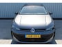 Volkswagen Passat Variant 1.5 eTSI 150 pk | Incl. 12 maanden garantie | Stoel/stuur verwarming | Achteruitrijcamera | Adaptive cruise controle | Dodehoekdetectie | Navigatie | Apple carplay/Android Auto | Climate controle | Lane assist | Keyless start |