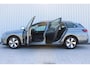 Volkswagen Passat Variant 1.5 eTSI 150 pk | Incl. 12 maanden garantie | Stoel/stuur verwarming | Achteruitrijcamera | Adaptive cruise controle | Dodehoekdetectie | Navigatie | Apple carplay/Android Auto | Climate controle | Lane assist | Keyless start |