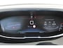 Peugeot 3008 1.2 PureTech Active Avantage | Incl. 12 maanden garantie | Nieuwe distributieriem + beurt | Apple carplay/Android auto | Trekhaak afneembaar | Cruise control | Parkeercamera | Navigatie | Climate control | DAB radio | 100% onderhouden |