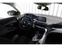 Peugeot 3008 1.2 PureTech Active Avantage | Incl. 12 maanden garantie | Nieuwe distributieriem + beurt | Apple carplay/Android auto | Trekhaak afneembaar | Cruise control | Parkeercamera | Navigatie | Climate control | DAB radio | 100% onderhouden |