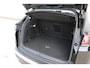 Peugeot 3008 1.2 PureTech Active Avantage | Incl. 12 maanden garantie | Nieuwe distributieriem + beurt | Apple carplay/Android auto | Trekhaak afneembaar | Cruise control | Parkeercamera | Navigatie | Climate control | DAB radio | 100% onderhouden |