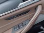 BMW 5-Serie Touring 530e xDrive M-sport | Incl. 12 maanden garantie | SOH 95% | Assisted driving | Uitklapbare trekhaak | 360° camera | Apple carplay/Android auto | Stoelverwarming voor + achter | Memory zetel | Harman/Kardon audio |
