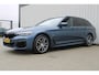 BMW 5-Serie Touring 530e xDrive M-sport | Incl. 12 maanden garantie | Assisted driving | Uitklapbare trekhaak | 360° camera | Apple carplay/Android auto | Stoelverwarming voor + achter | Memory zetel | Harman/Kardon audio |