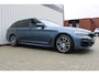 BMW 5-Serie Touring 530e xDrive M-sport | Incl. 12 maanden garantie | Assisted driving | Uitklapbare trekhaak | 360° camera | Apple carplay/Android auto | Stoelverwarming voor + achter | Memory zetel | Harman/Kardon audio |