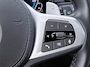 BMW 5-Serie Touring 530e xDrive M-sport | Incl. 12 maanden garantie | SOH 95% | Assisted driving | Uitklapbare trekhaak | 360° camera | Apple carplay/Android auto | Stoelverwarming voor + achter | Memory zetel | Harman/Kardon audio |