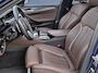 BMW 5-Serie Touring 530e xDrive M-sport | Incl. 12 maanden garantie | SOH 95% | Assisted driving | Uitklapbare trekhaak | 360° camera | Apple carplay/Android auto | Stoelverwarming voor + achter | Memory zetel | Harman/Kardon audio |