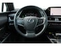 Lexus UX 250h | Incl. 12 maanden garantie | Achteruitrijcamera | Keyless entry/start | Climate controle | Cruise controle | Lane Assist | DAB | Draadloze telefoonlader | Apple CarPlay/Android Auto |